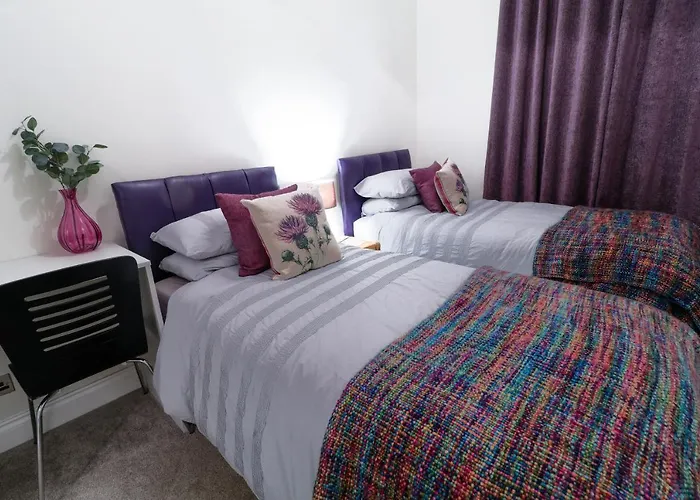 West Highland Apartments Milngavie - The Nevis